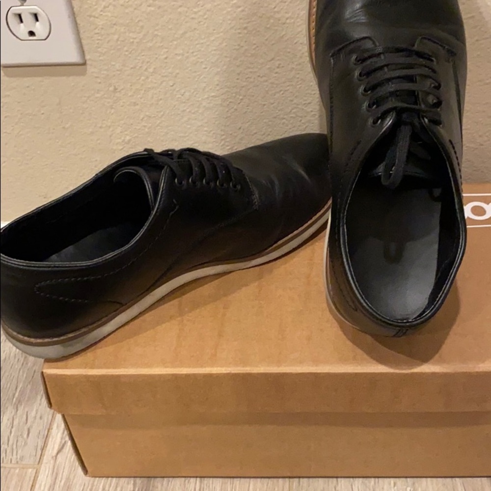 Shoes - Picture 2 of 2